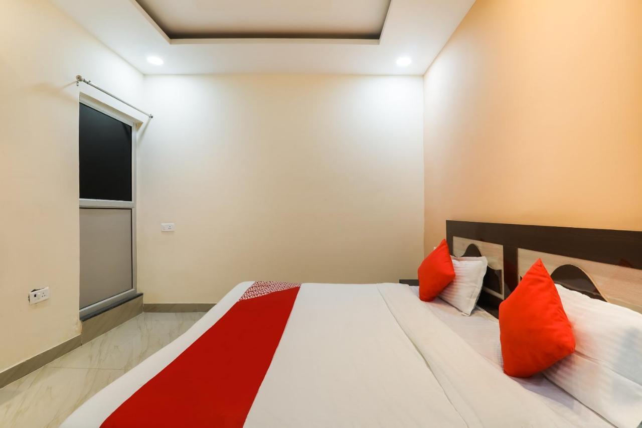 Hotel Oyo Flagship Krishna Regency Near Chaudhary Charan Singh International Airport Bijnaur Zewnętrze zdjęcie