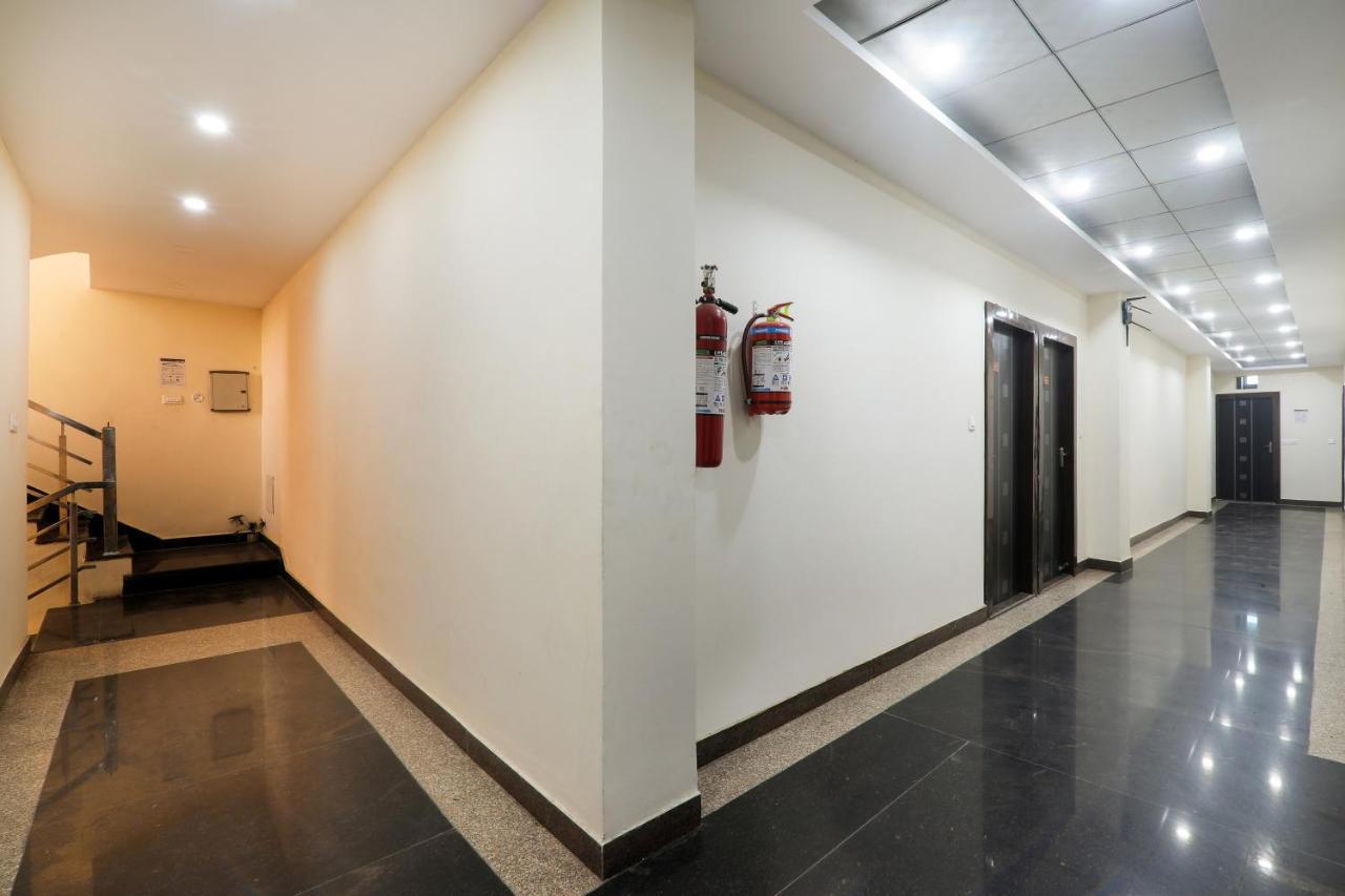 Hotel Oyo Flagship Krishna Regency Near Chaudhary Charan Singh International Airport Bijnaur Zewnętrze zdjęcie