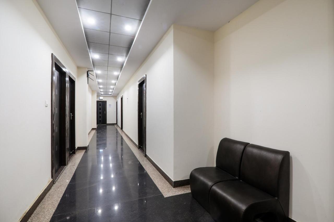 Hotel Oyo Flagship Krishna Regency Near Chaudhary Charan Singh International Airport Bijnaur Zewnętrze zdjęcie