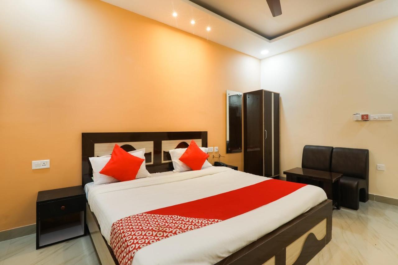 Hotel Oyo Flagship Krishna Regency Near Chaudhary Charan Singh International Airport Bijnaur Zewnętrze zdjęcie