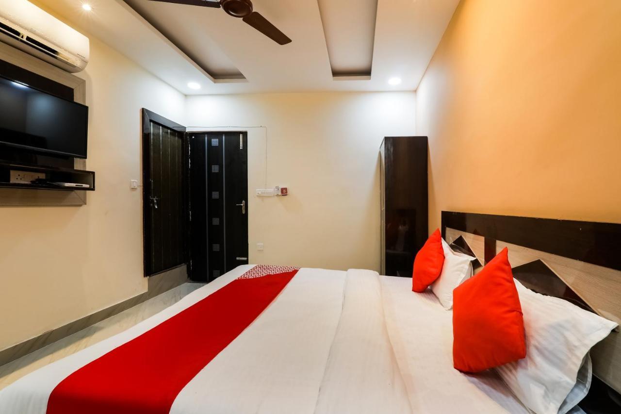 Hotel Oyo Flagship Krishna Regency Near Chaudhary Charan Singh International Airport Bijnaur Zewnętrze zdjęcie